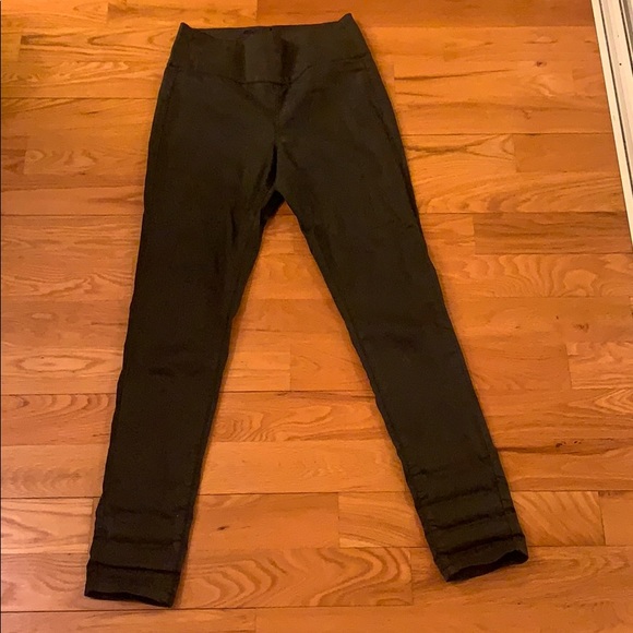 Black high waisted jeans/Size 27-28 - Picture 1 of 3